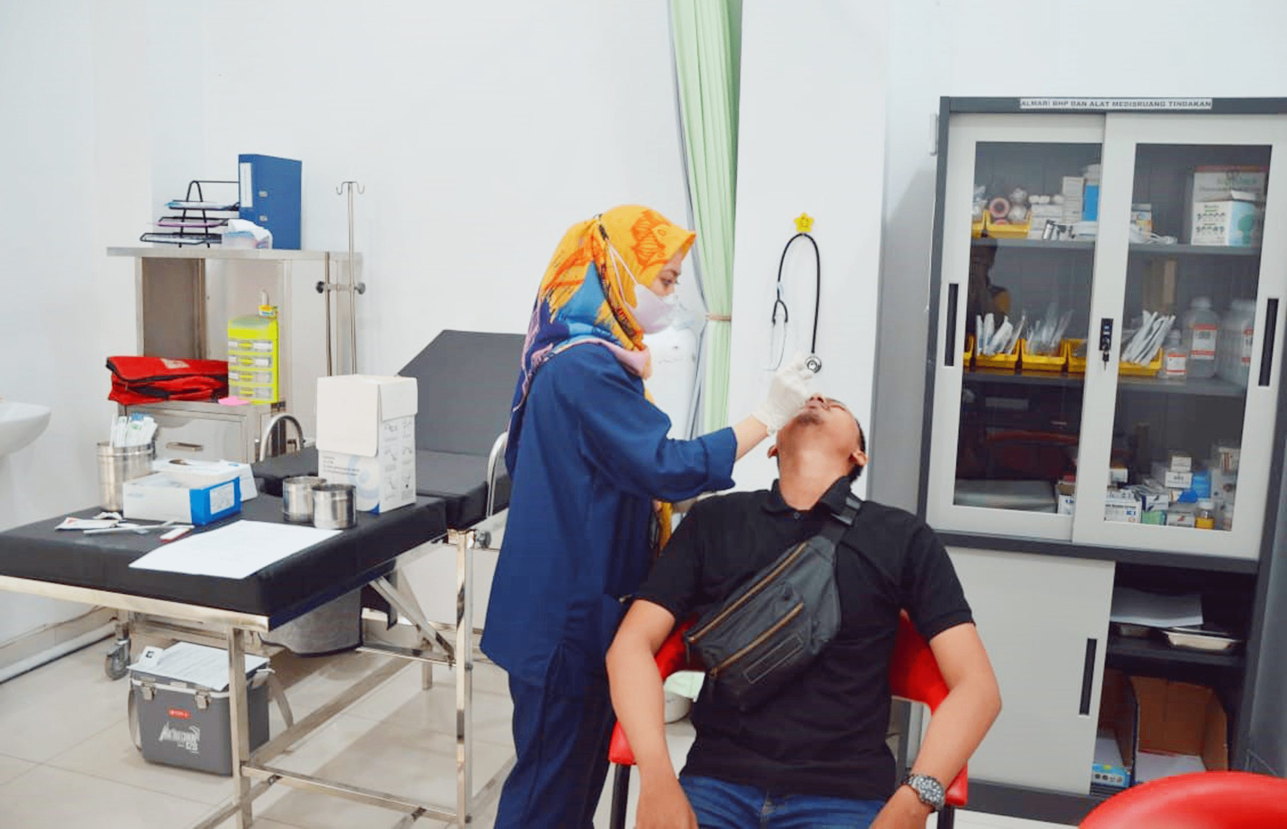 klinik PMI Kota Pekanbaru KSR PMR donor darah vaksin red cross Indonesia by WINSONMEDIA jasawebpekanbaru.com baliwebservices.com